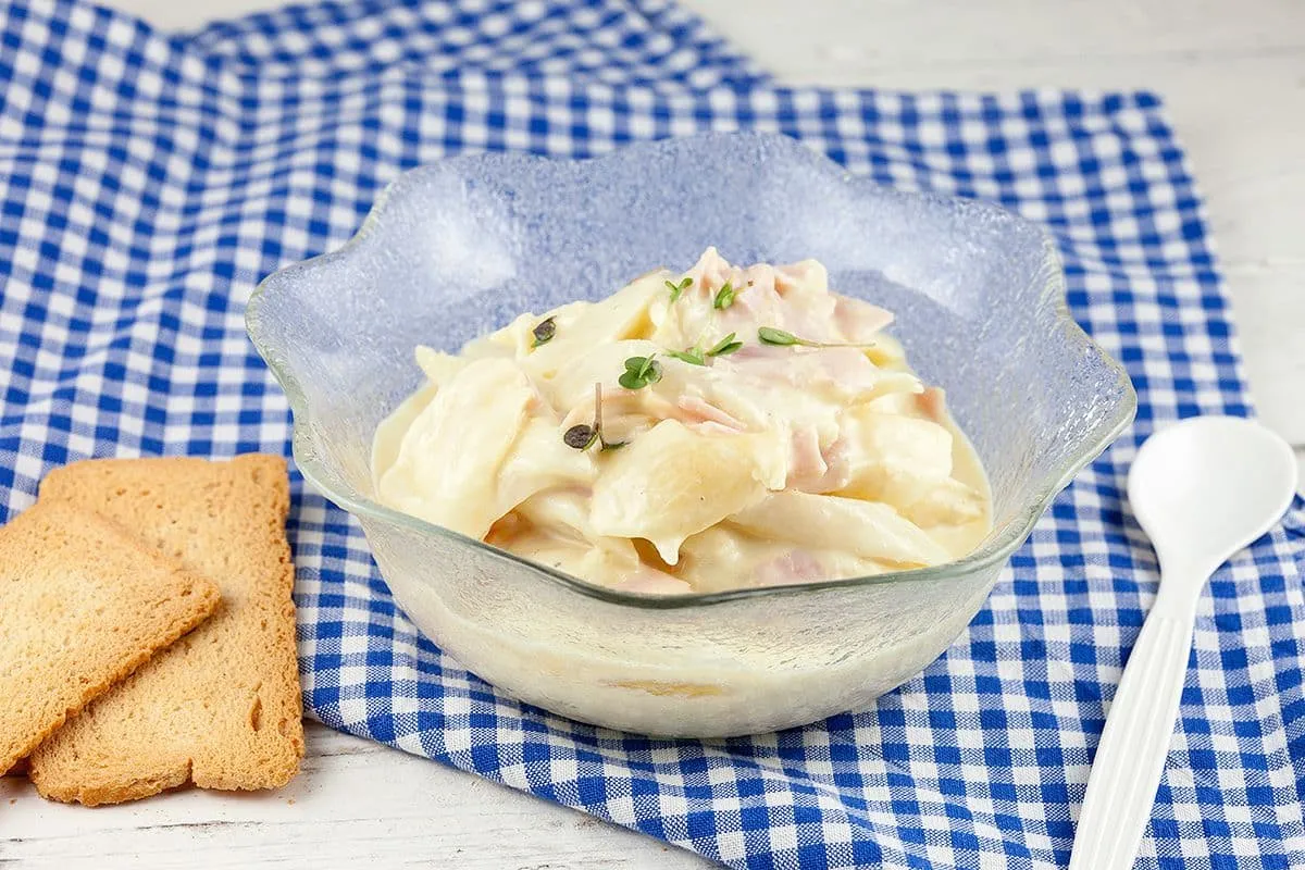 Witte asperge met ham spread