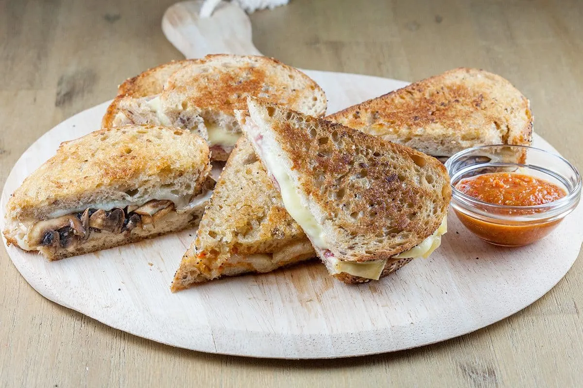 3 soorten luxe kaas tosti's