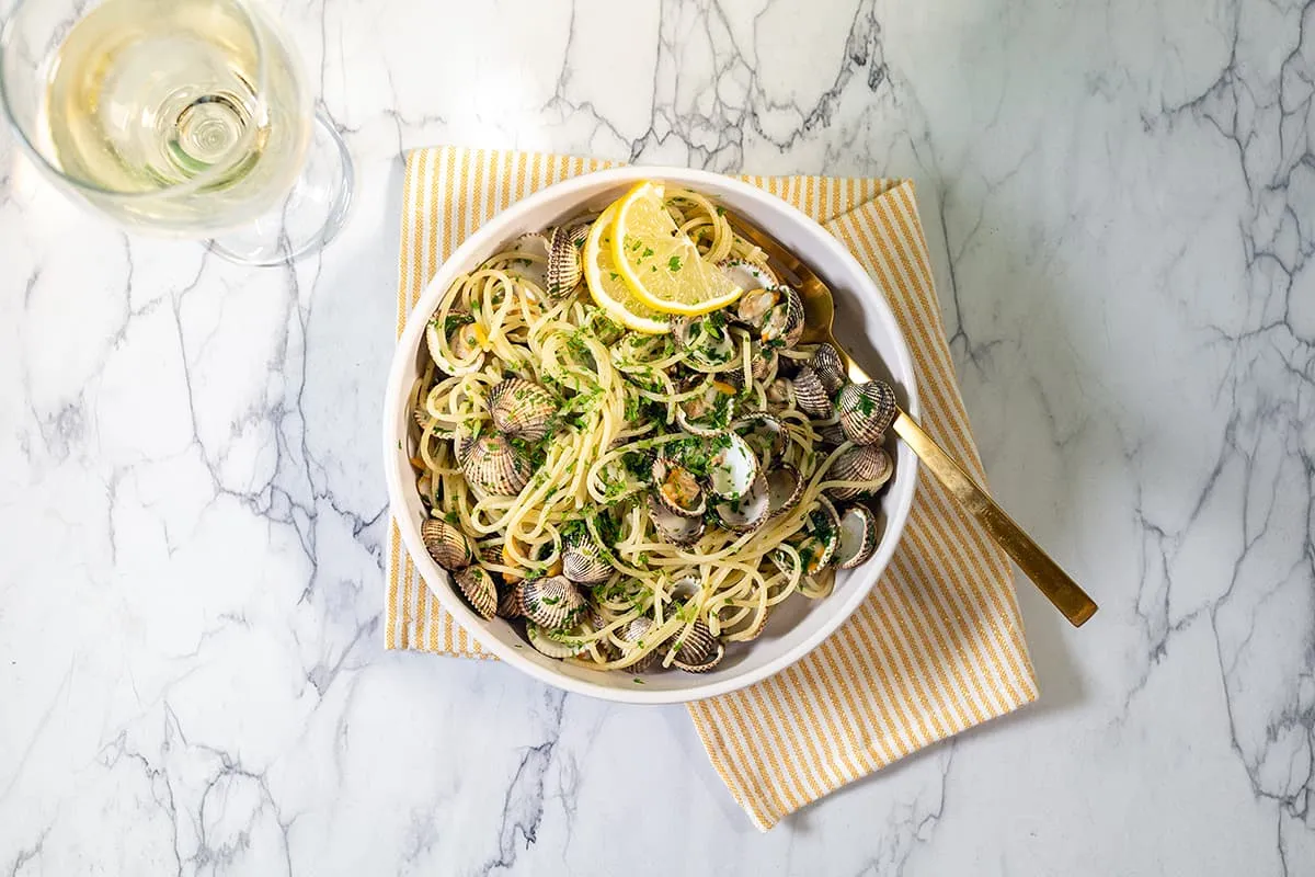 Spaghetti vongole: klassieke pasta met venusschelpen