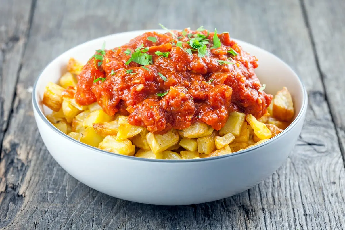 Patatas bravas