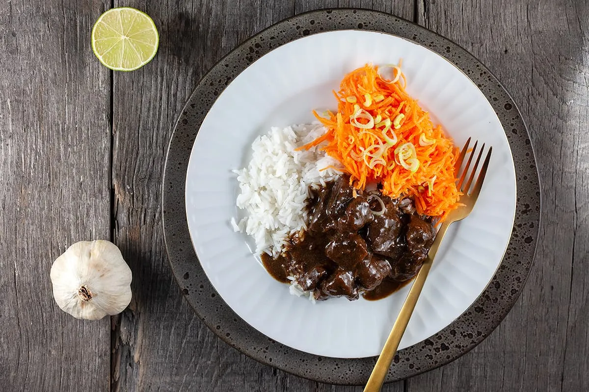 Lapis Daging