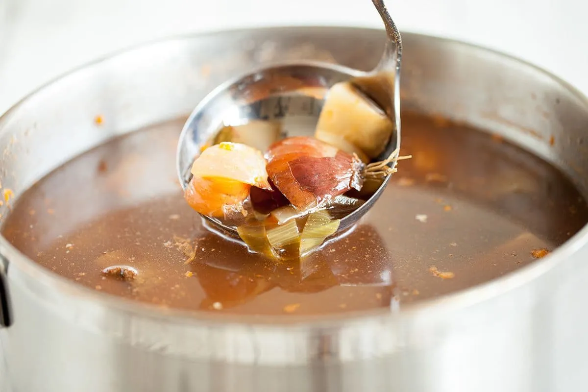 Zelf runderbouillon maken van botten