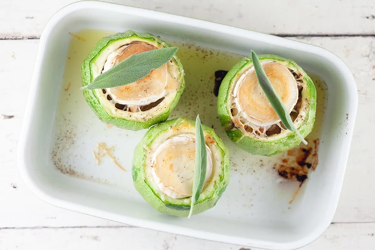 Gevulde courgette met geitenkaas