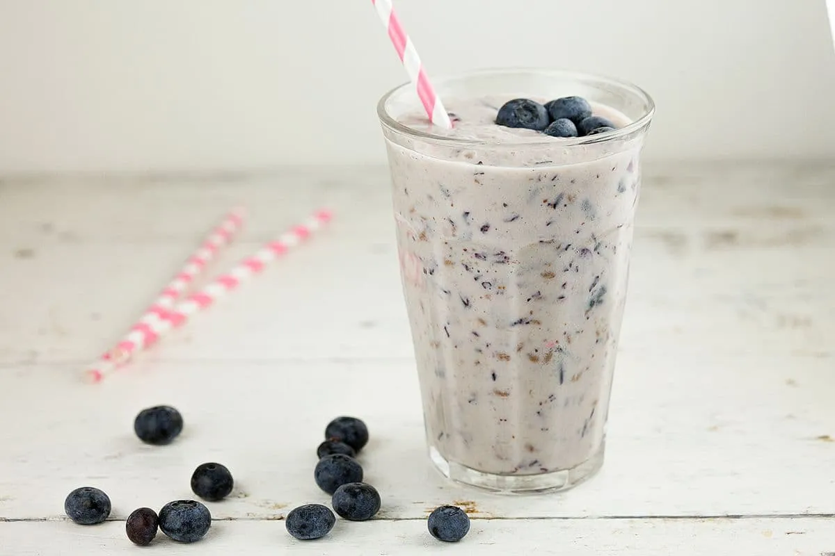Blauwe bessen smoothie