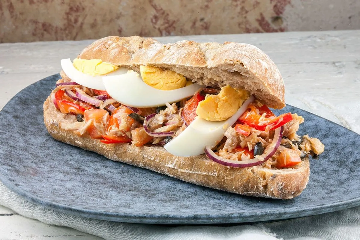Pan bagnat