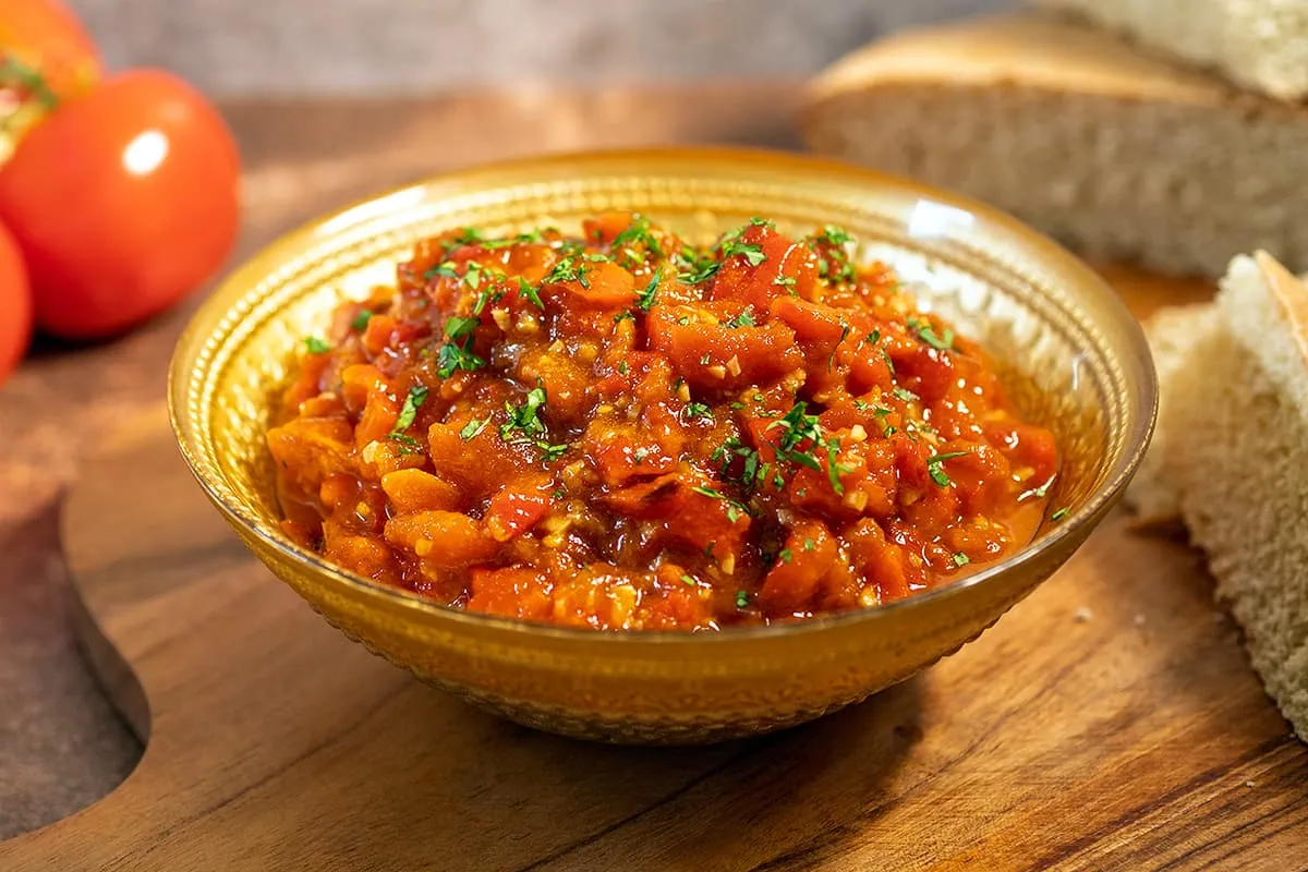 Taktouka (Marokkaanse salade van paprika en tomaat)