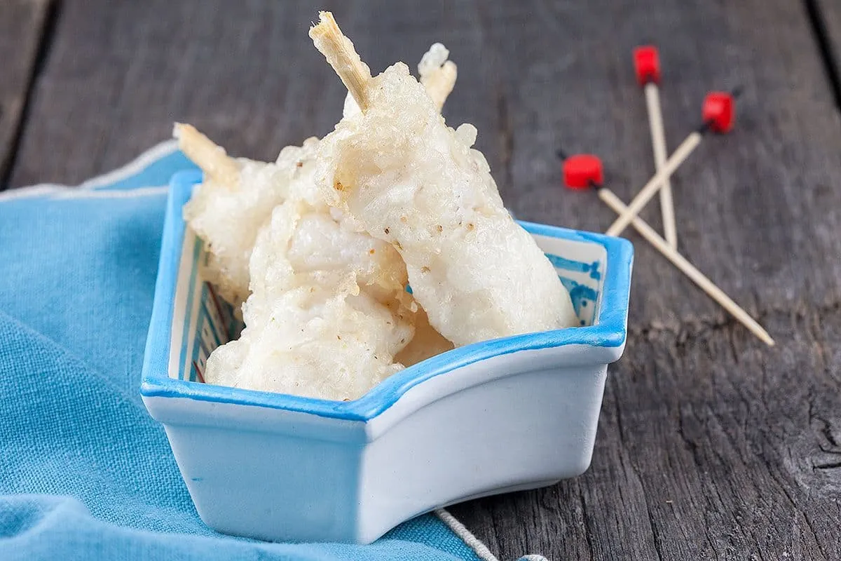 Tempura pangasius spiesjes