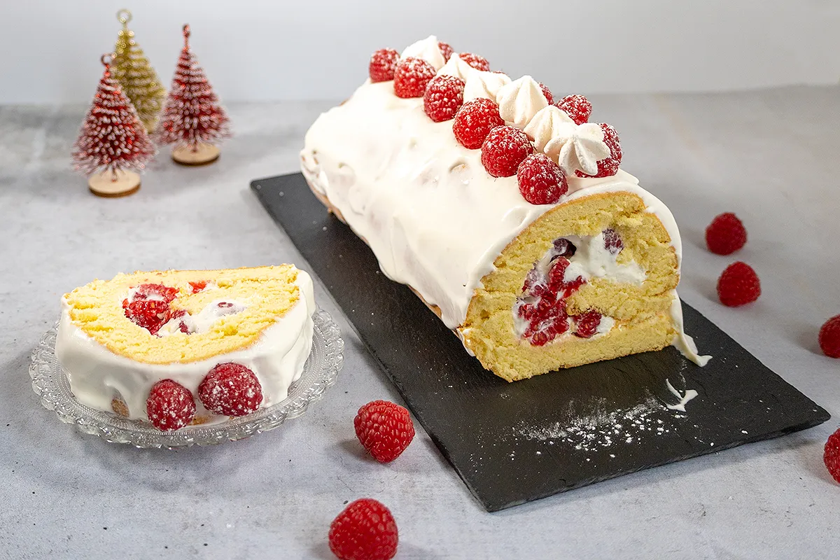 Frambozen bûche de Noël