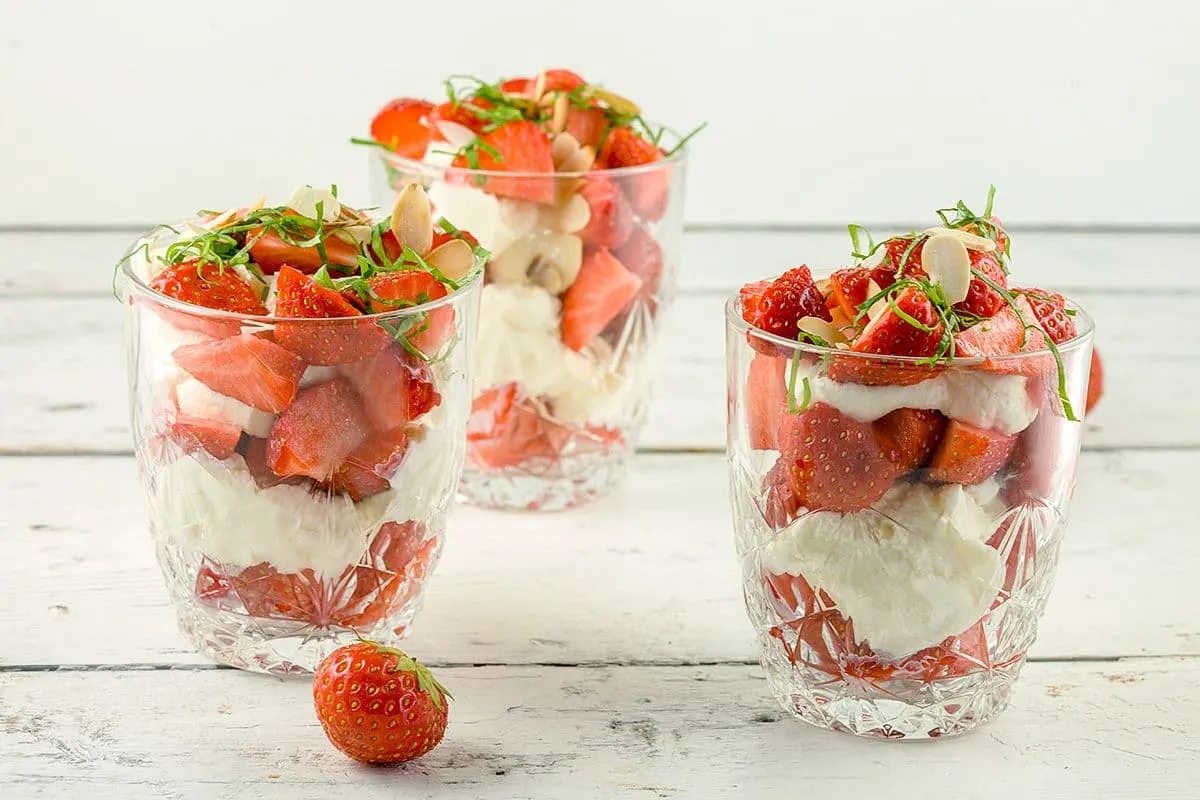 Aardbeien mascarpone toetje - simpel koolhydraatarm toetje