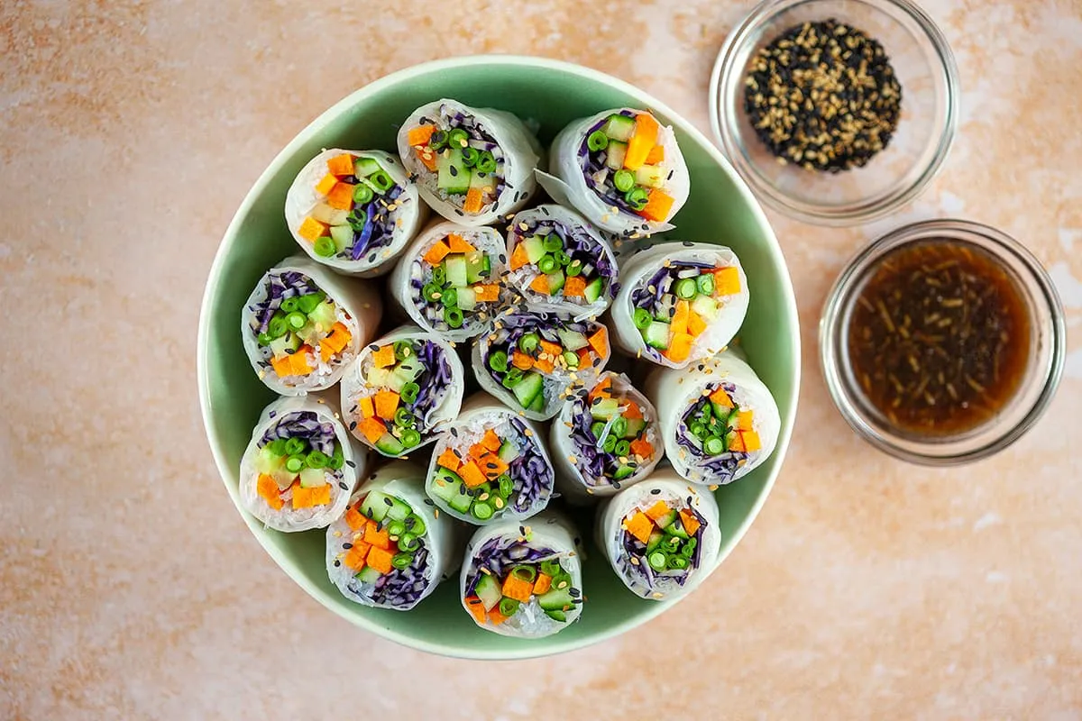 Regenboog springrolls