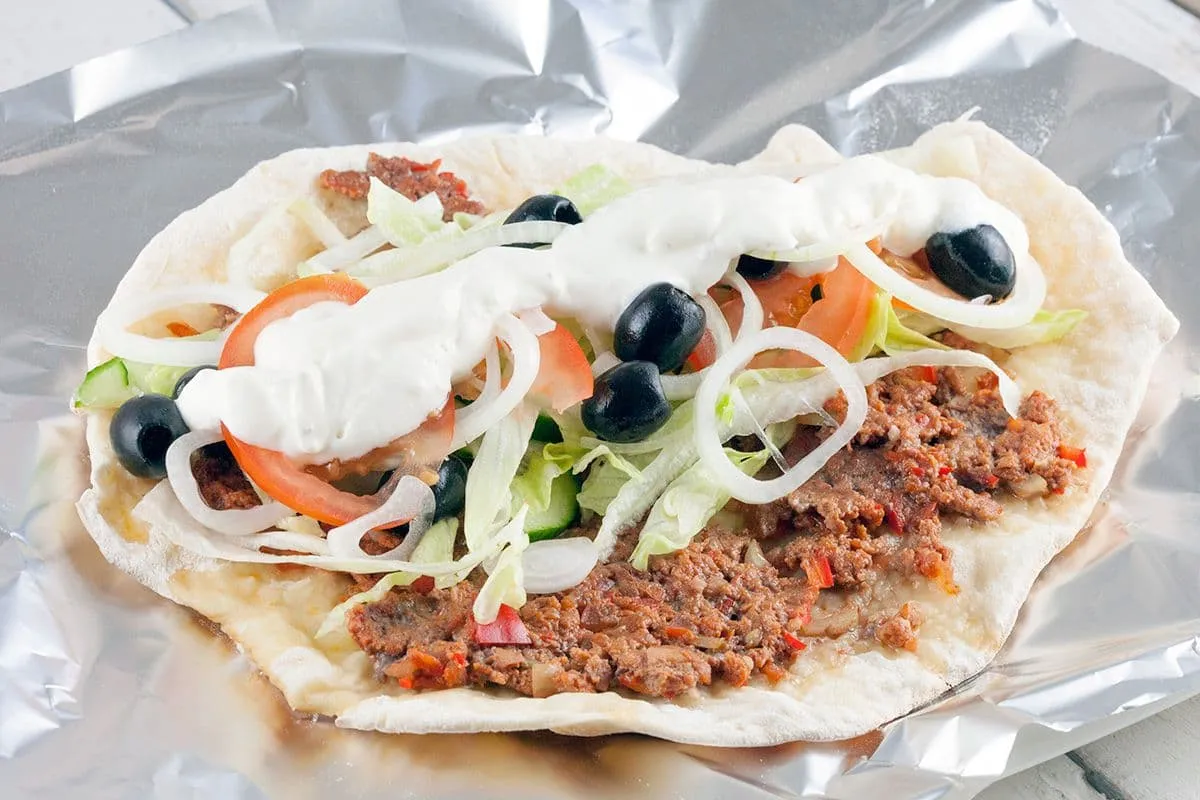 Turkse pizza (Lahmacun)
