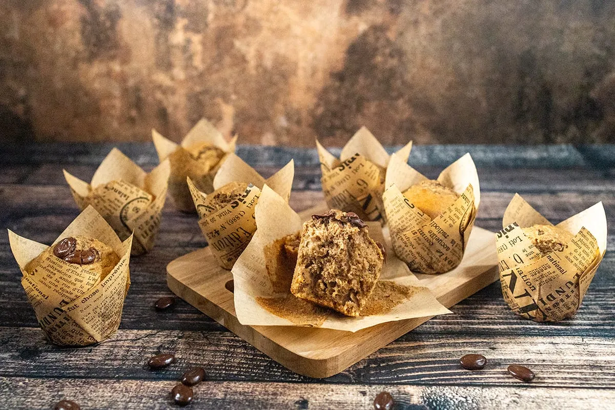 Bananen muffins met koffie