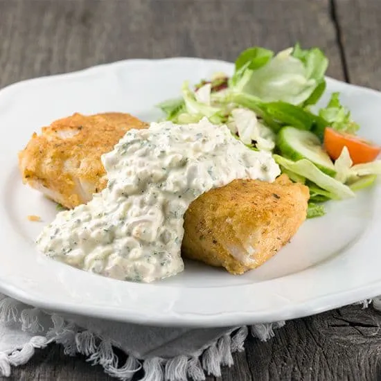 Krokante kabeljauw met tartaarsaus