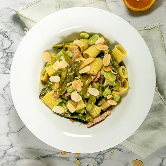 Recept: Pasta met tuinbonen en spekjes