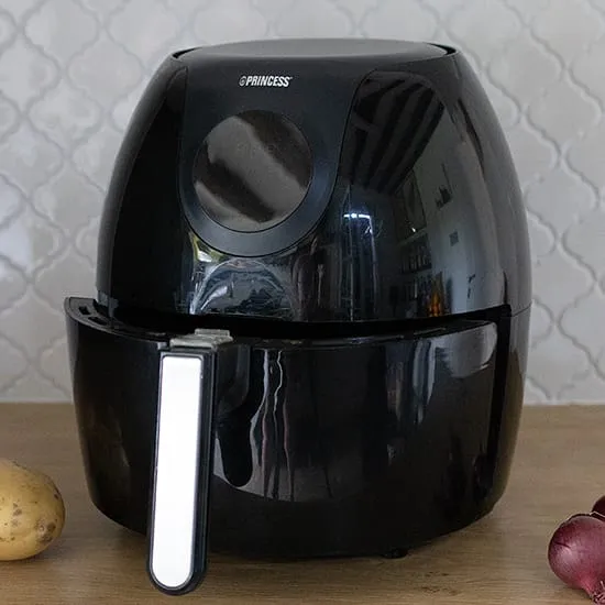 Recept: Stap voor stap de airfryer schoonmaken