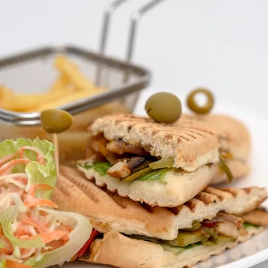 Recept: 7 lekkere panini combinaties voor de lunch