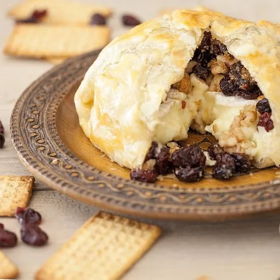 Camembert in bladerdeeg uit de oven