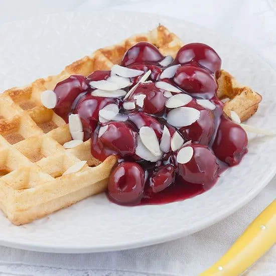Recept: Wafels met warme kersen
