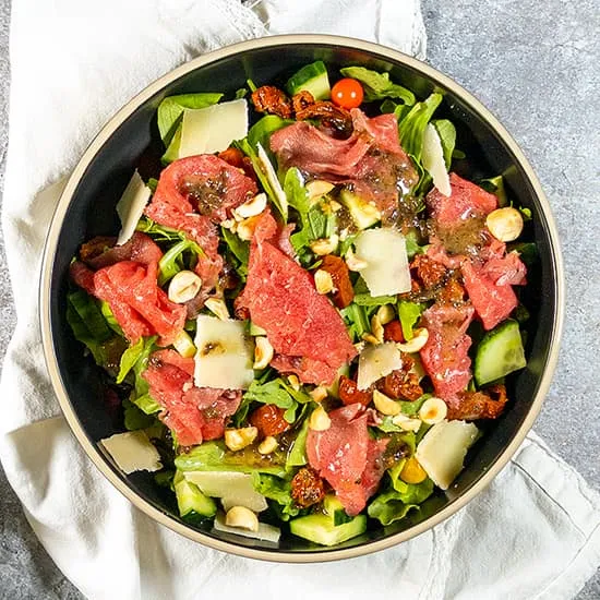 Recept: Carpaccio salade met truffeldressing