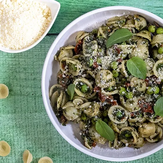 Orecchiette met spinazie en erwtjes