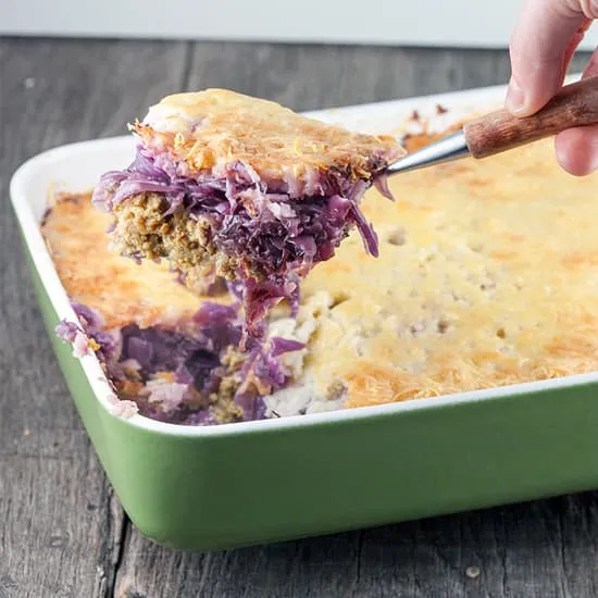 Ovenschotel met spitskool, gehakt en knolselderij