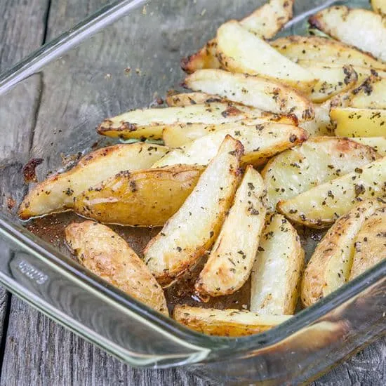 Recept: Pittige aardappelpartjes uit de oven