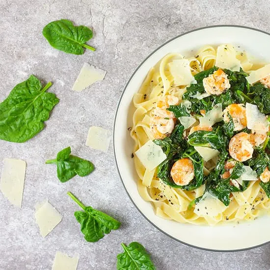 Recept: Pasta met garnalen en spinazie