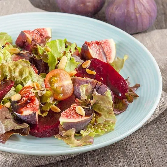 Recept: Rode bietensalade met vijgen