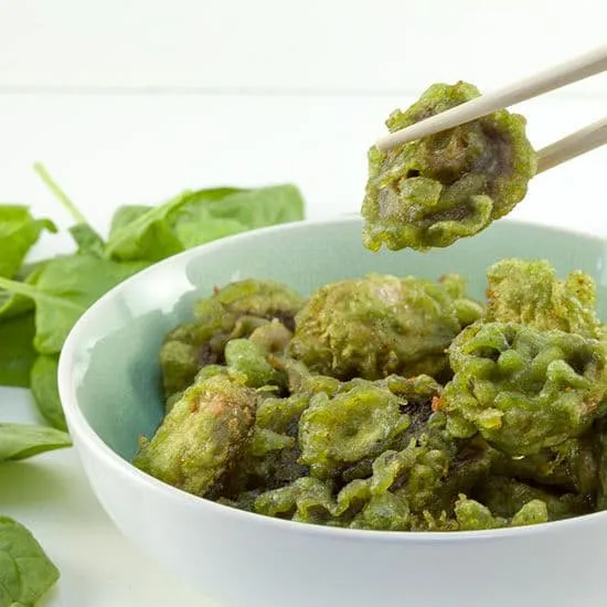 Recept: Tempura van champignons en spinazie