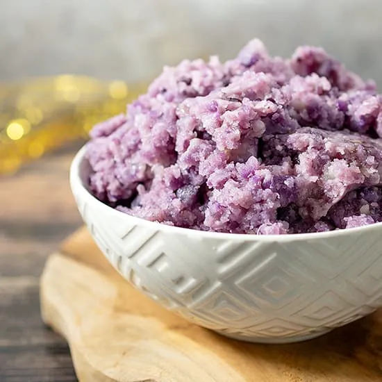 Recept: Vitelotte aardappelpuree met truffel en parmezaan
