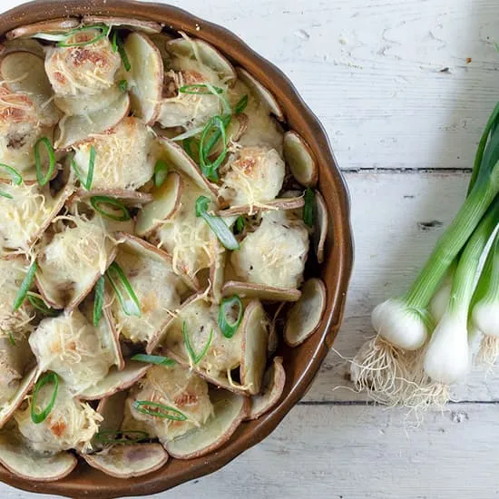 Recept: Gehaktballen met aardappels en bechamelsaus