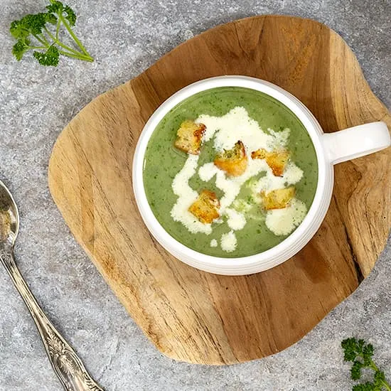 Recept: Peterseliesoep met croutons