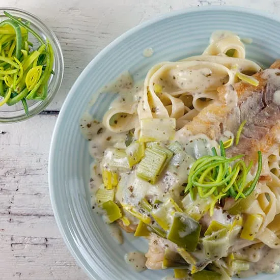 Recept: Tagliatelle met kabeljauw en prei-pesto