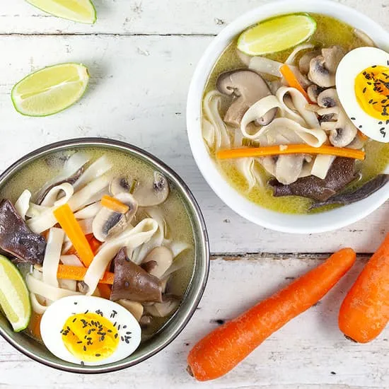Recept: Kokossoep met 3 soorten champignons