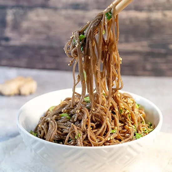 Recept: Soba noedels met sesam