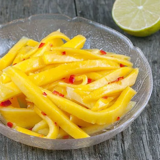 Recept: Pittige mango salade