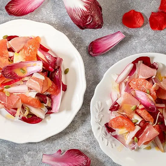 Recept: Valentijn salade met witlof, grapefruit en venkel
