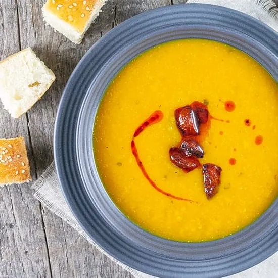 Recept: Pompoensoep met chorizo
