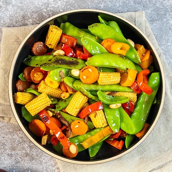 Recept: Wokgroenten met pinda's