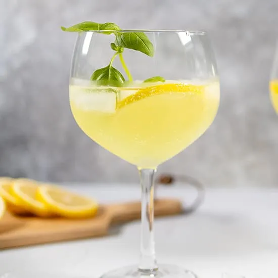 Recept: Limoncello Spritz