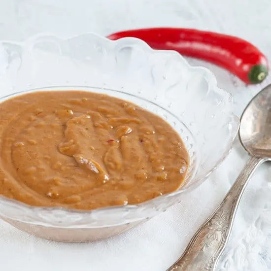 Recept: Zelf satésaus maken