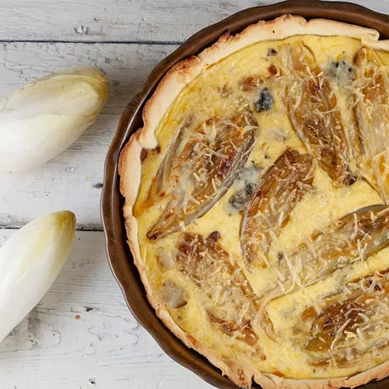 Recept: Quiche met witlof en blauwe kaas
