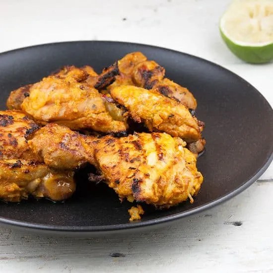 Indiase kruidige yoghurt marinade