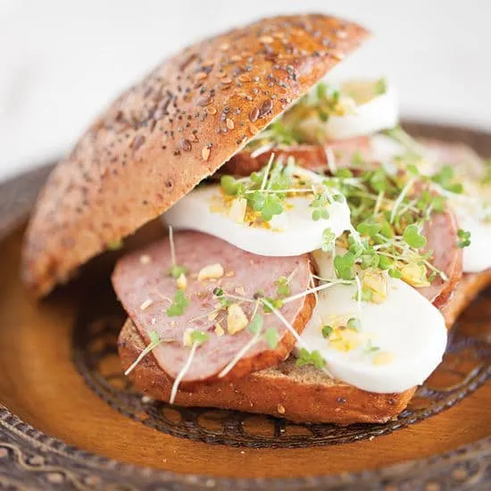 Recept: Broodje gegrild gehakt en mozzarella