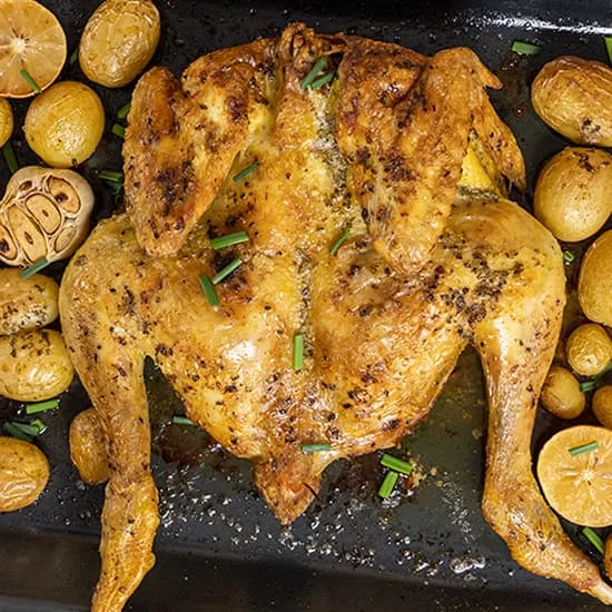 Makkelijke gevlinderde kip uit de oven