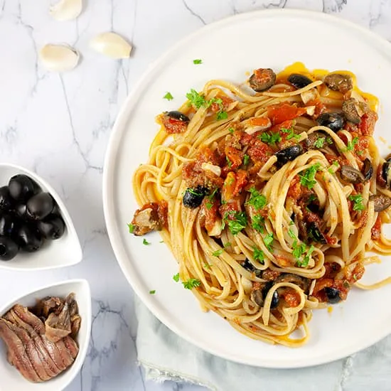 Pasta puttanesca