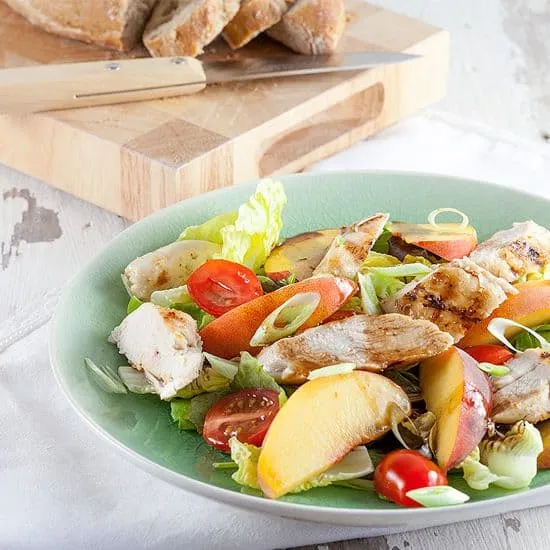 Recept: Kip-perziksalade
