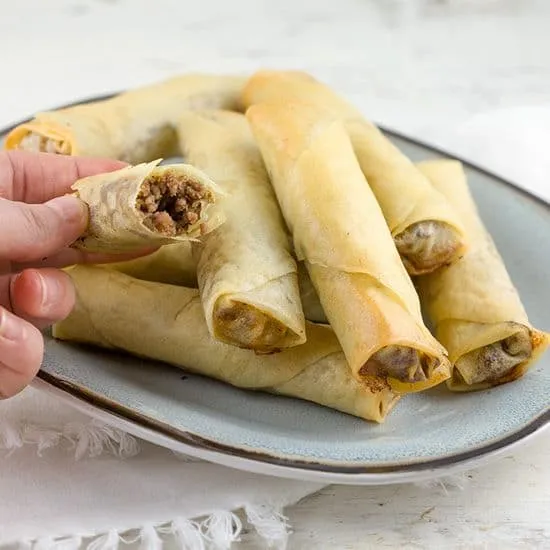 Recept: Kruidige gehakt filodeeg rolletjes