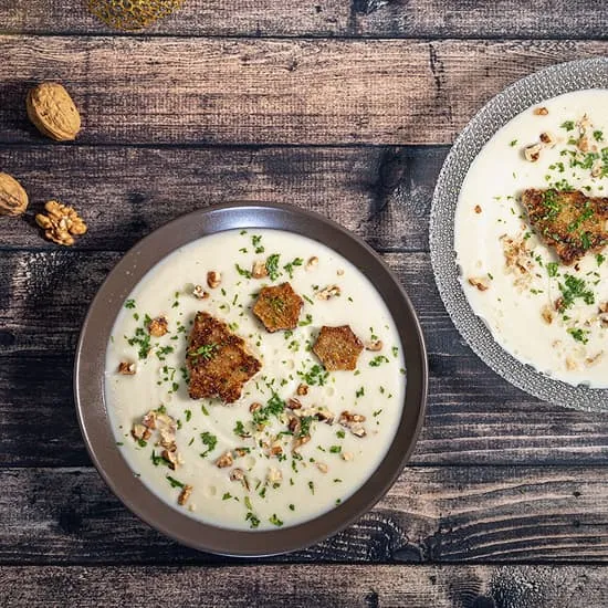 Recept: Bloemkoolsoep met blauwe kaas