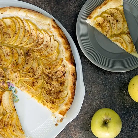 Recept: Snelle appeltaart van bladerdeeg